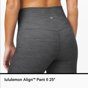 NWOT Align Pant II 25" 
Color: herringbone black white/black
Size 6 Length 25”